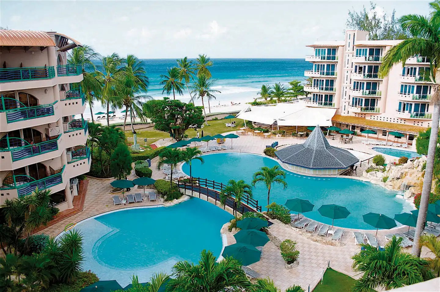 Accra Beach Hotel & Spa Pool