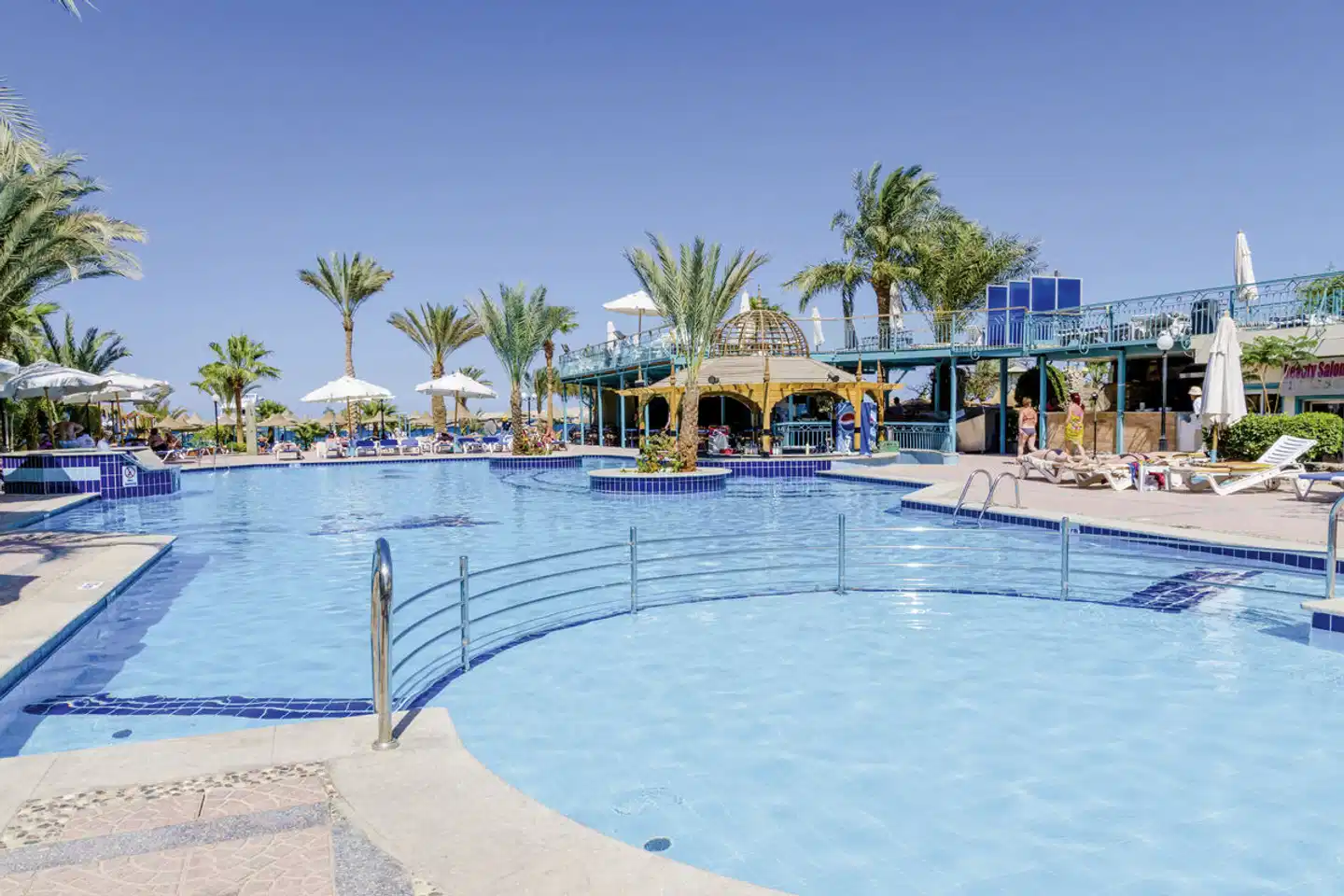 Bella Vista Resort Pool