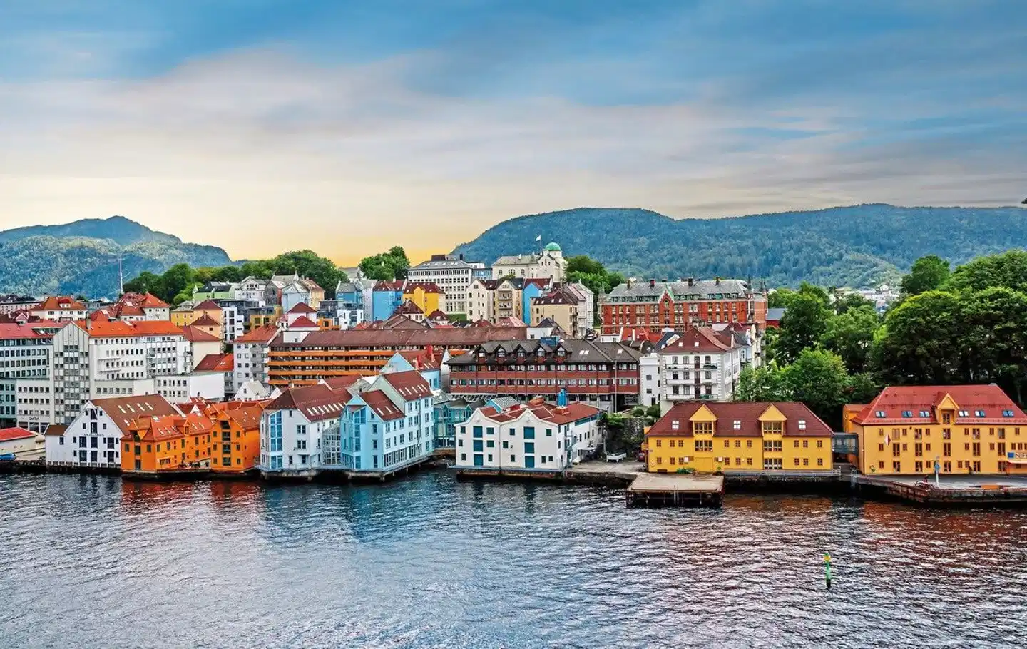 Norwegens Naturschauspiele erleben Sport und Entertainment