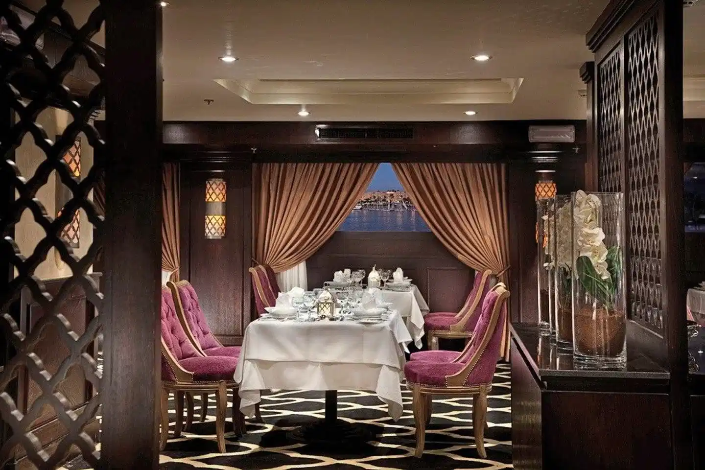 Klassische Nilkreuzfahrt mit Steigenberger Minerva Restaurant