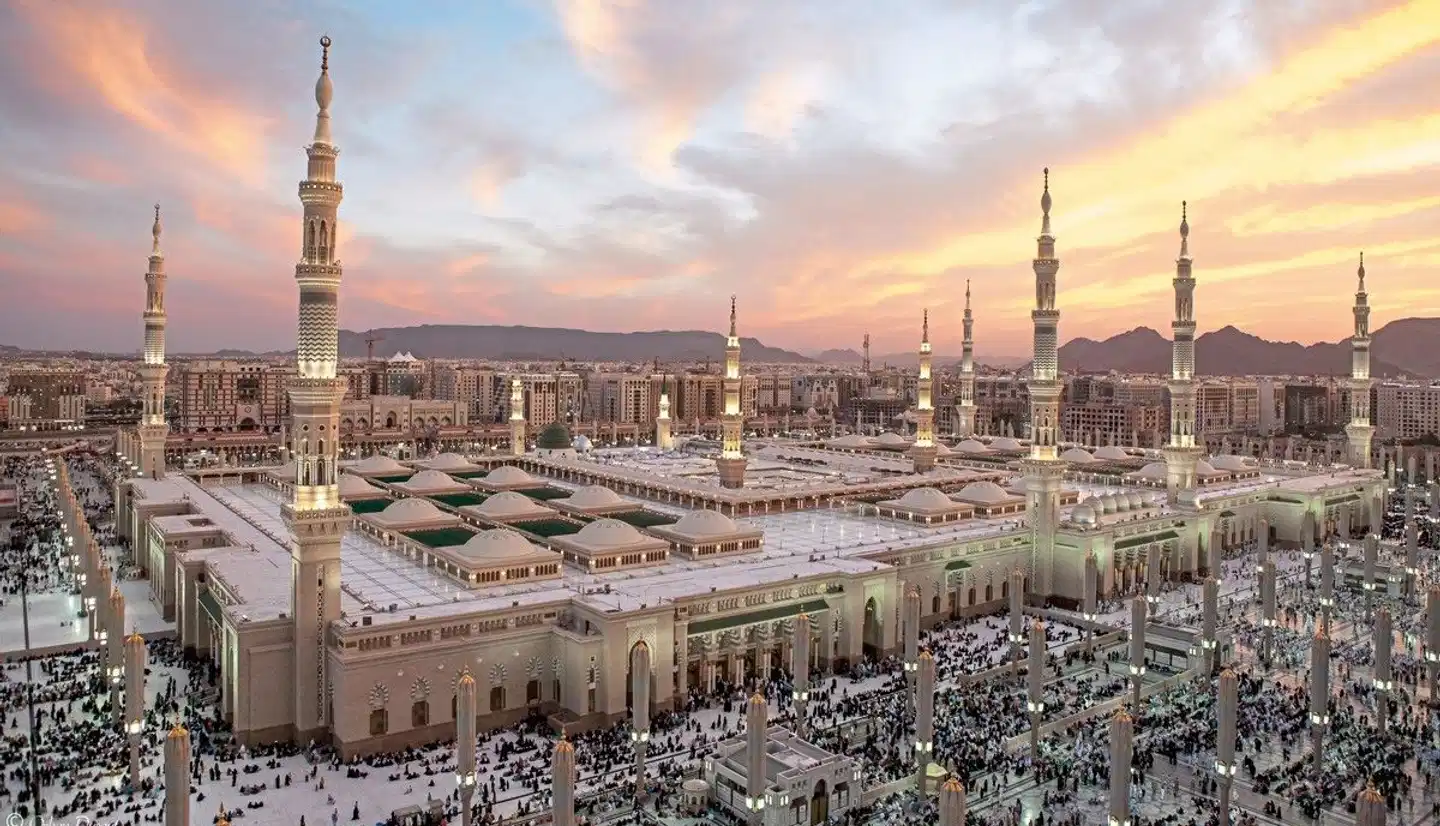 Große Saudi-Arabien Rundreise Aussenansicht