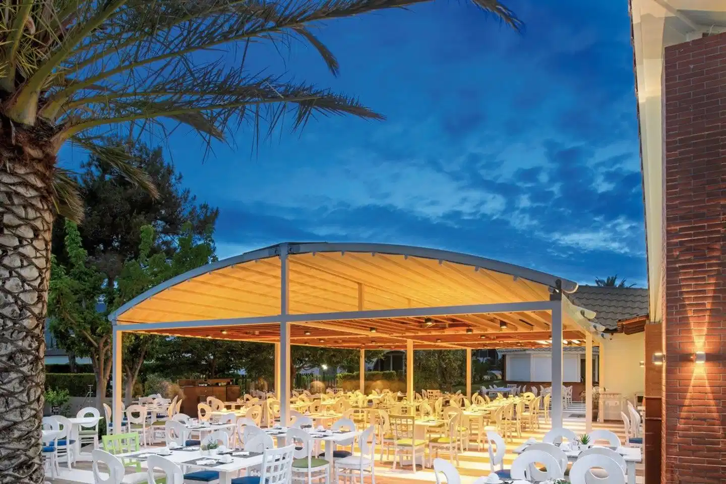 Alexandra Beach Spa Resort Terrasse