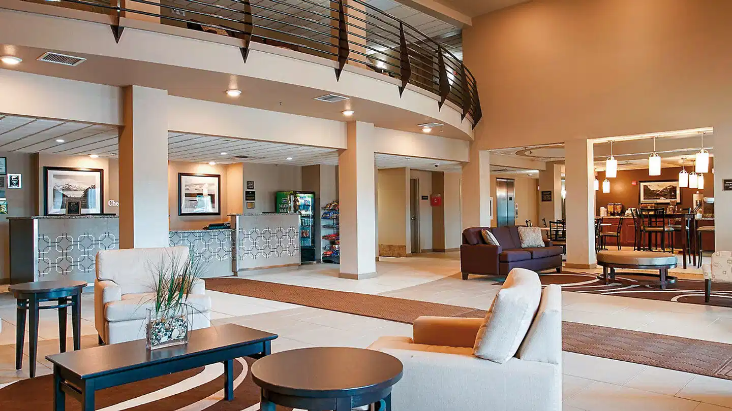 Best Western Plus Chena River Lodge Lobby