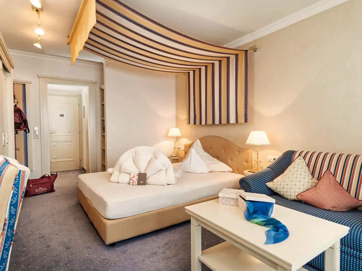 MAGIC MOUNTAINS Hotel Alpenhof Wohnbeispiel