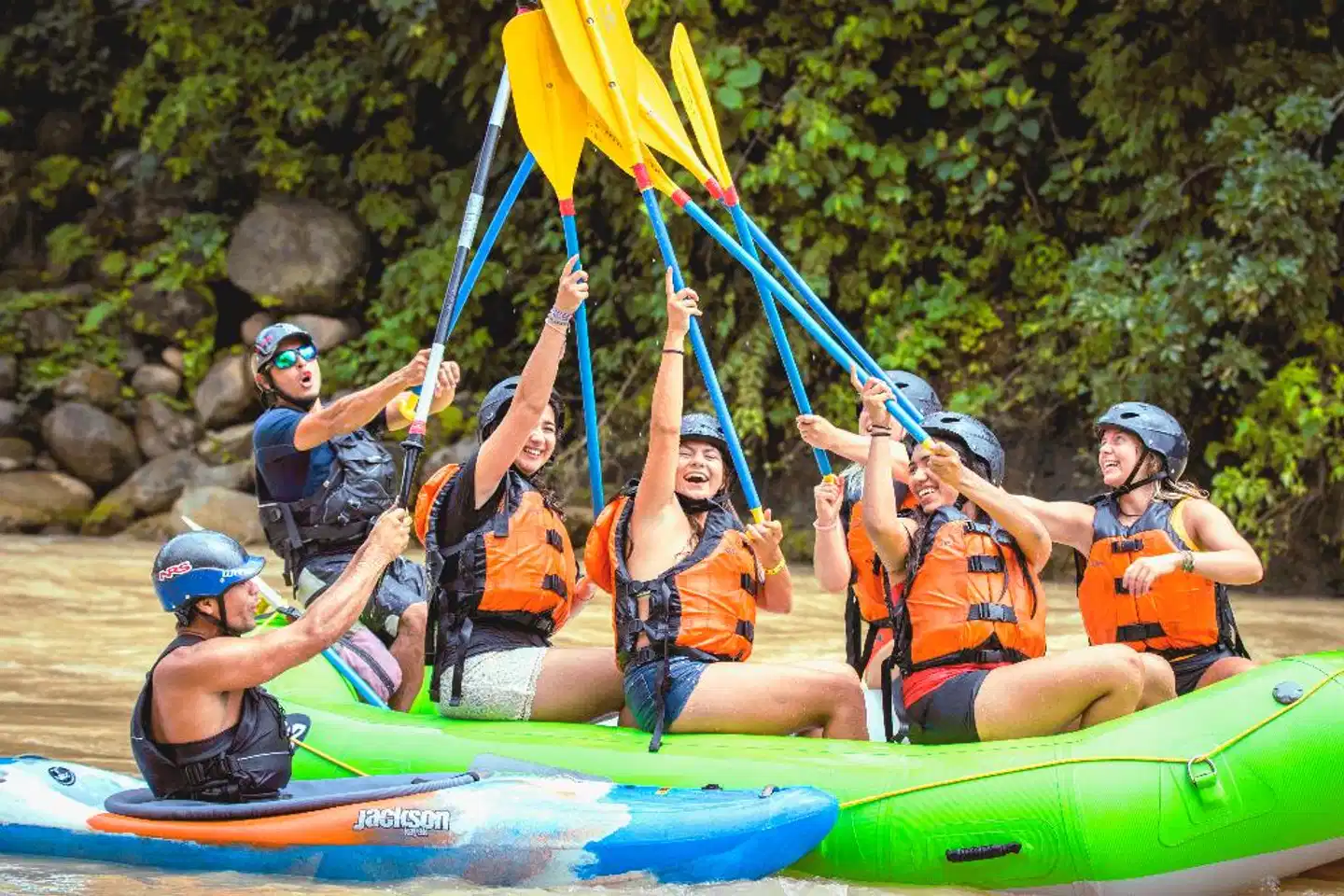 Selina Manuel Antonio Sport und Entertainment