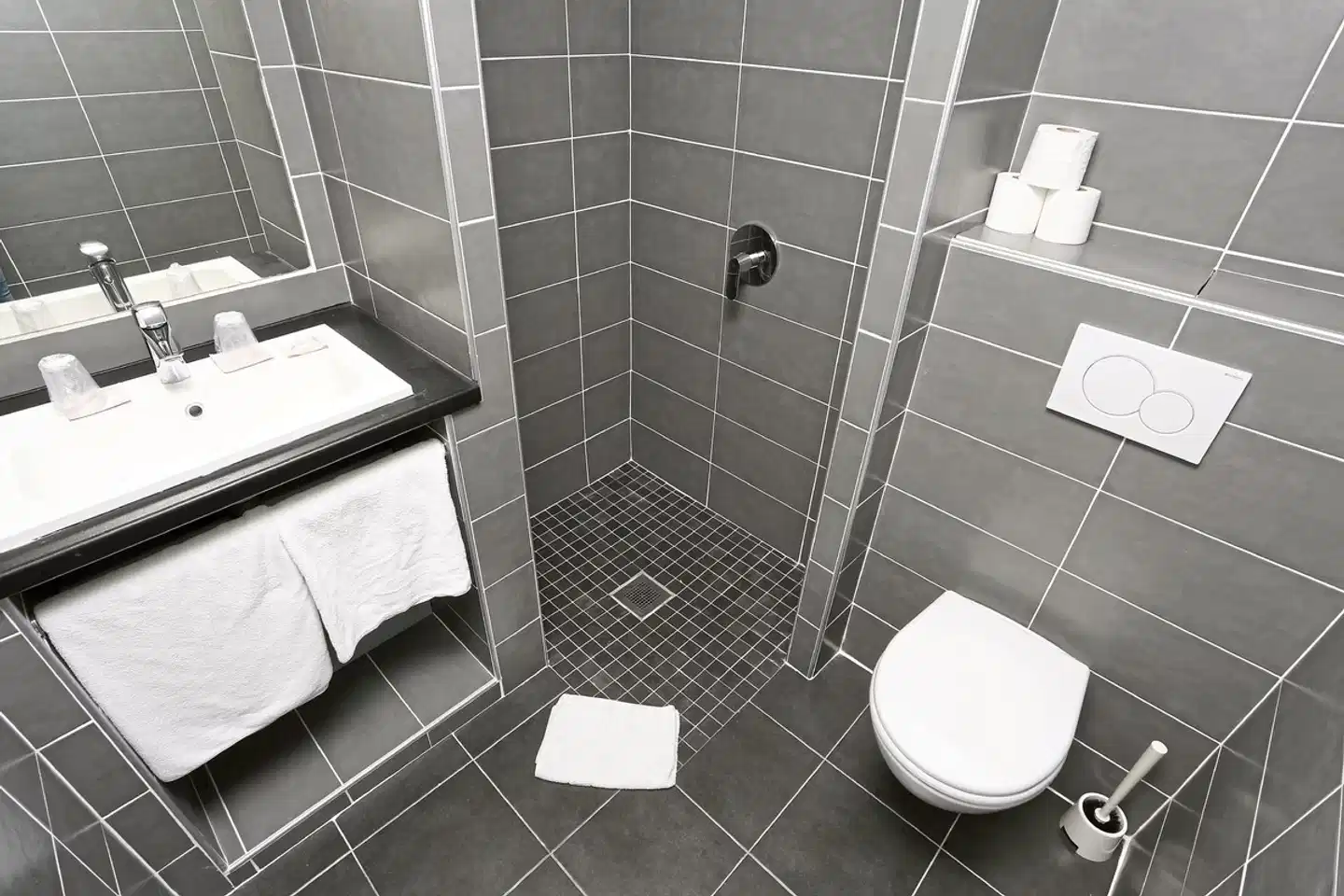 Hotel Monsigny Nice Badezimmer