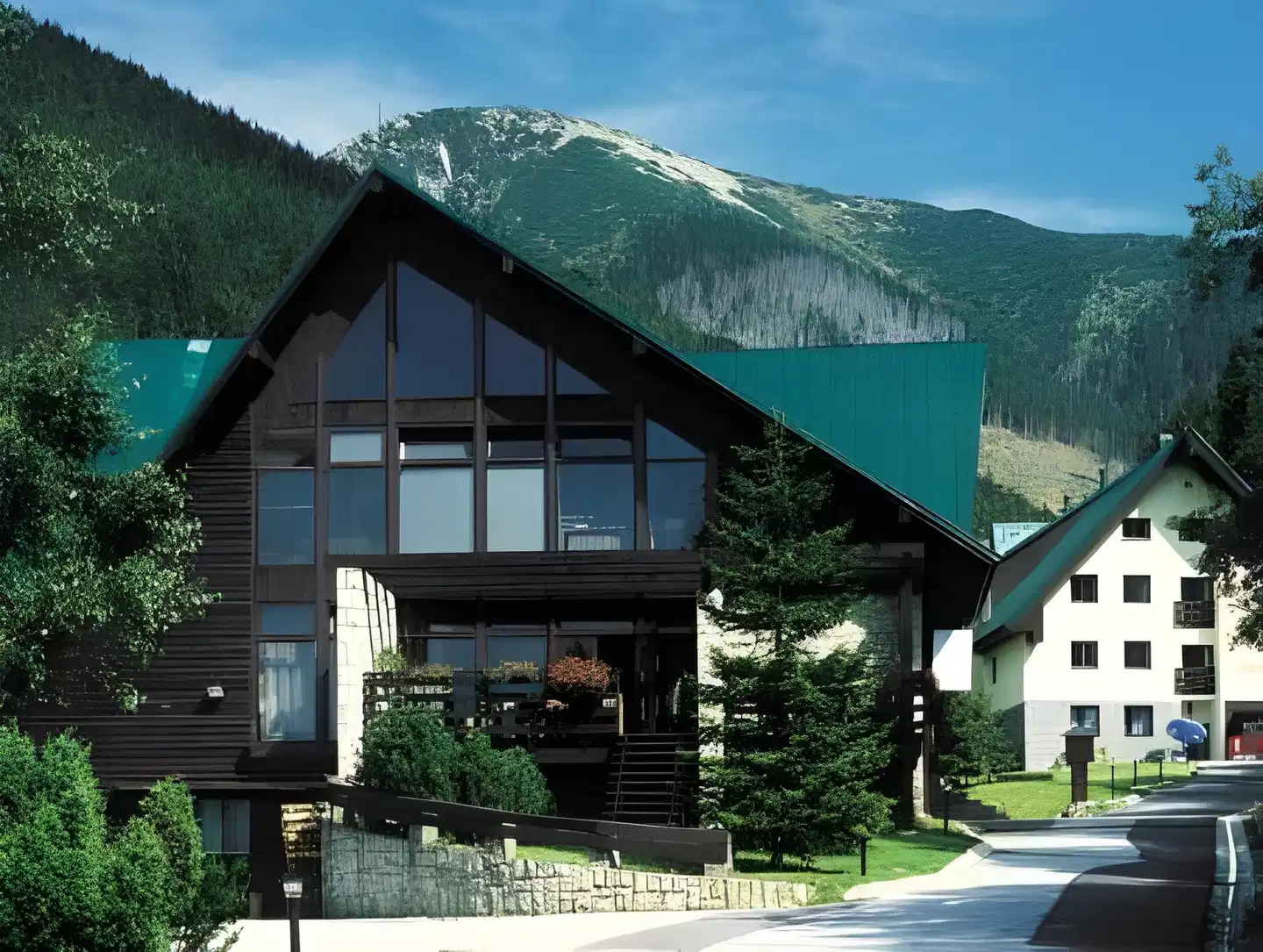 Esprit Aussenansicht