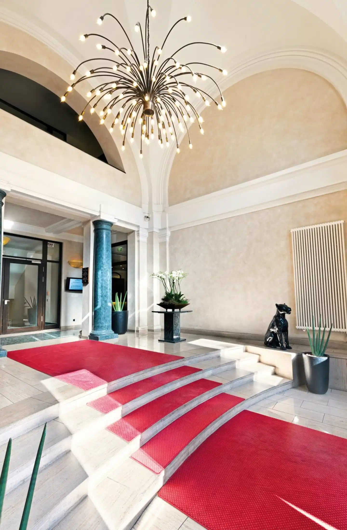 Metropolitan by Flemings Lobby