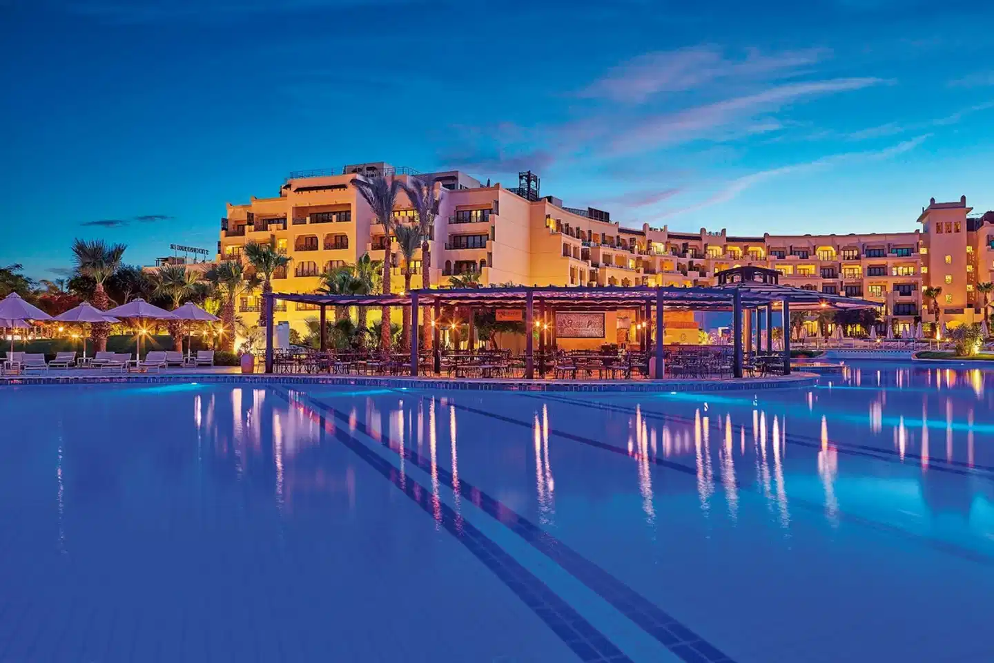 Steigenberger ALDAU Beach Hotel Pool