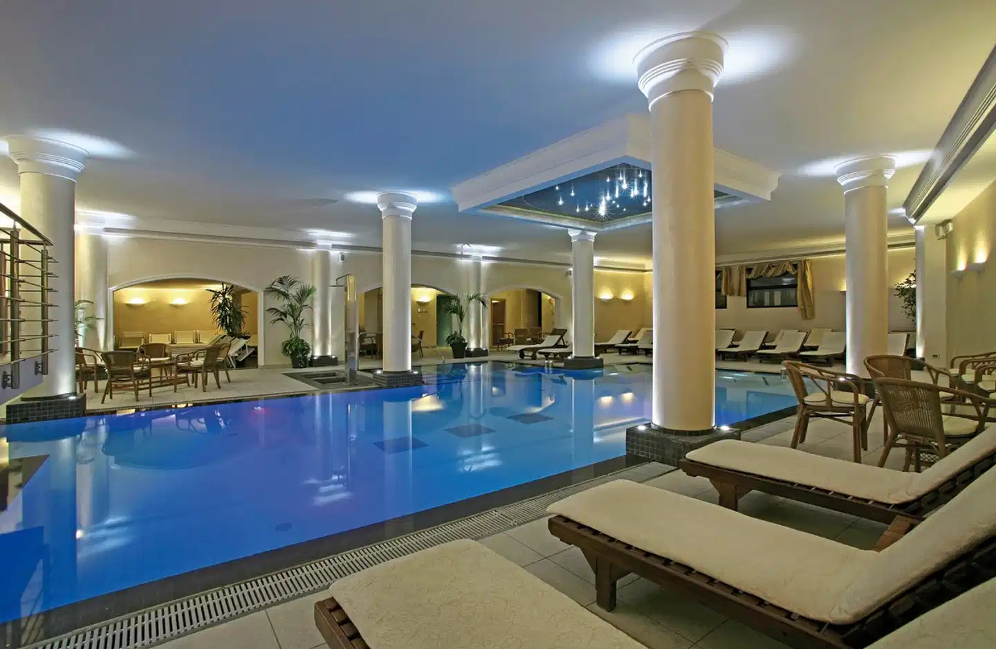 Salus Terme Hallenbad