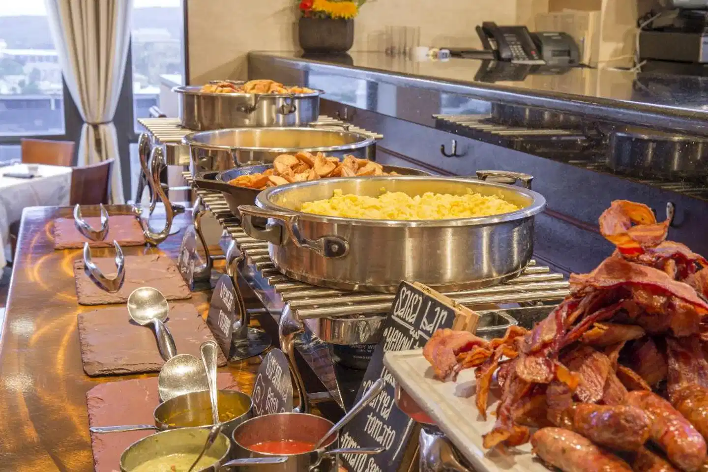 Omni New Haven Hotel at Yale Restaurant