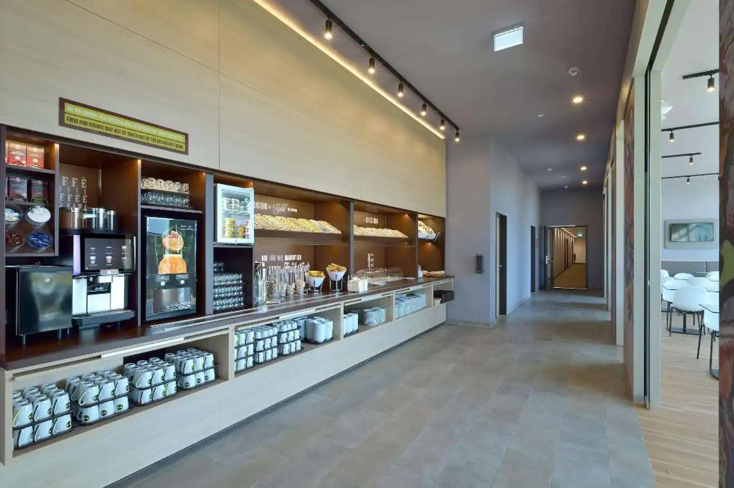 B&B Hotel Köln-Airport Bar