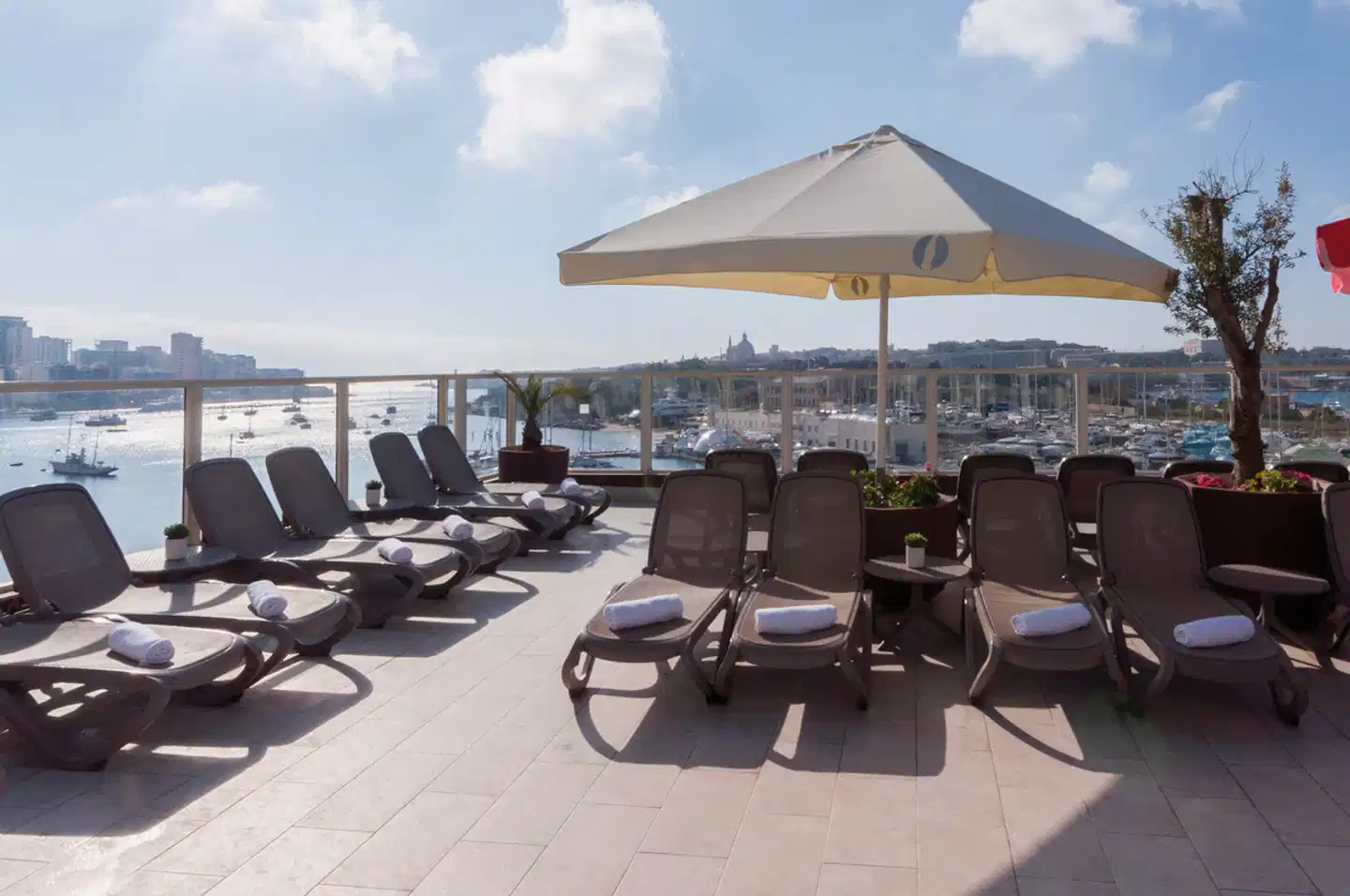 Bayview Hotel & Spa by ST Hotels Terrasse