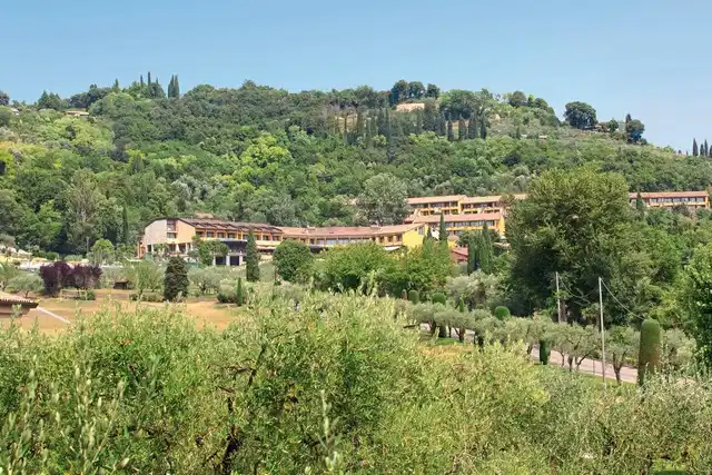 Poiano Garda Resort - Poiano Hotel Landschaft