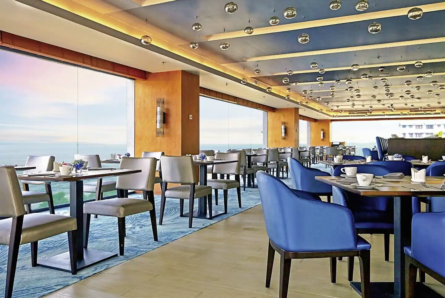 Radisson Hotel Colombo Restaurant