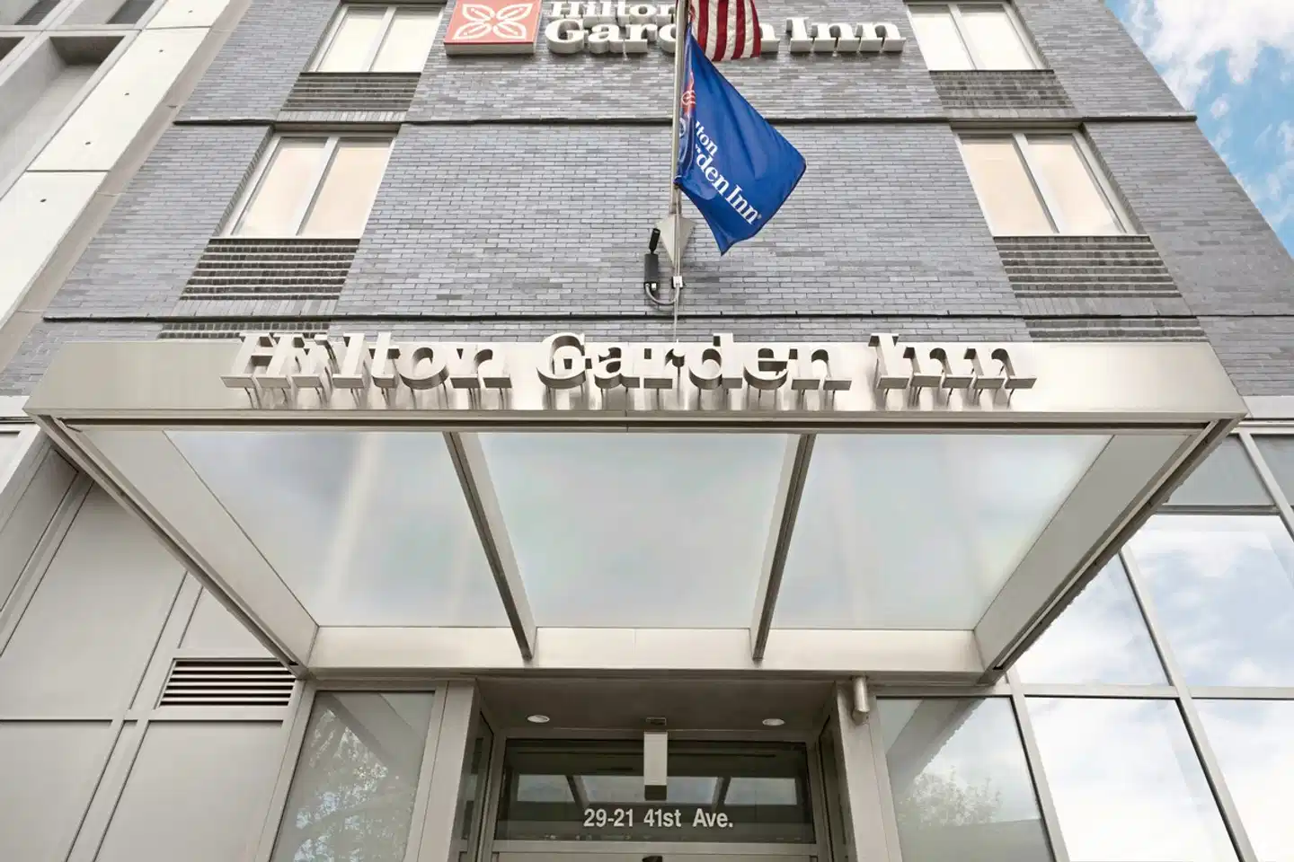 Hilton Garden Inn Long Island City New York Modellaufnahme