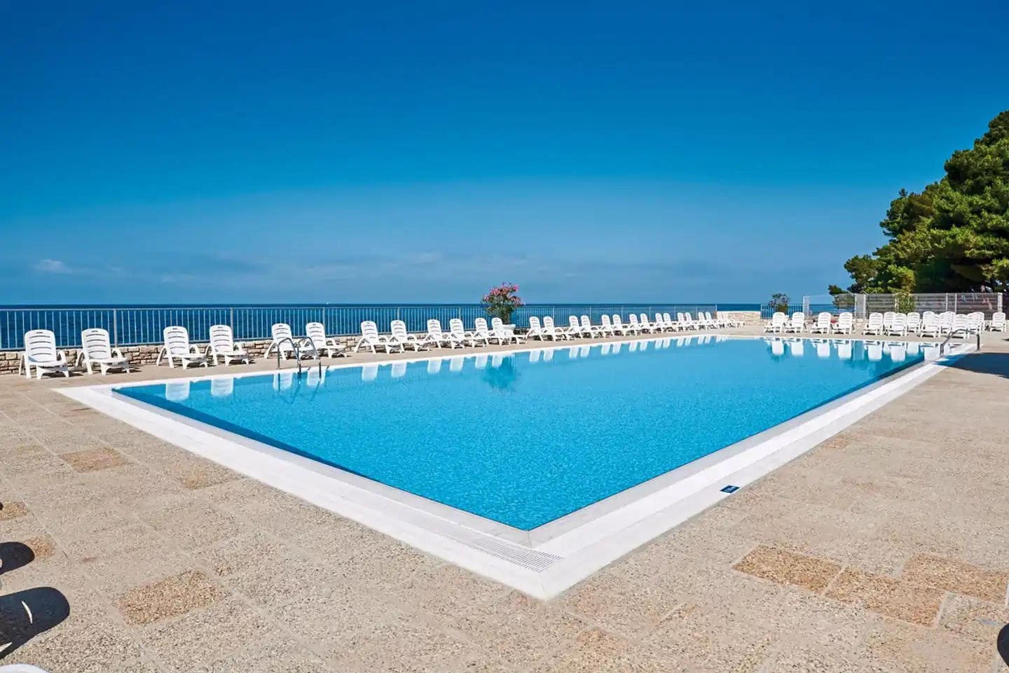 Savudrija Plava Laguna Pool