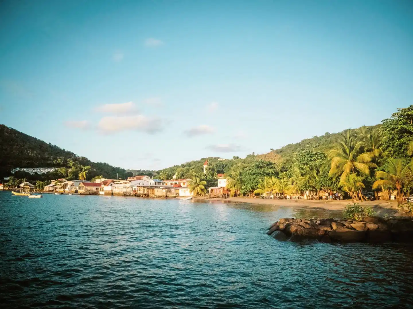 CHRONOS - Traumsegeln in die Tobago Cays Landschaft