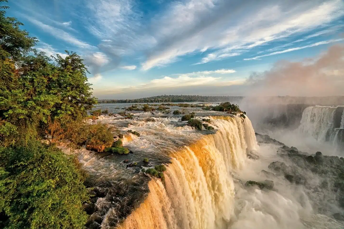 Nordargentinien - Tango, Wasserfälle und Weinreben Landschaft