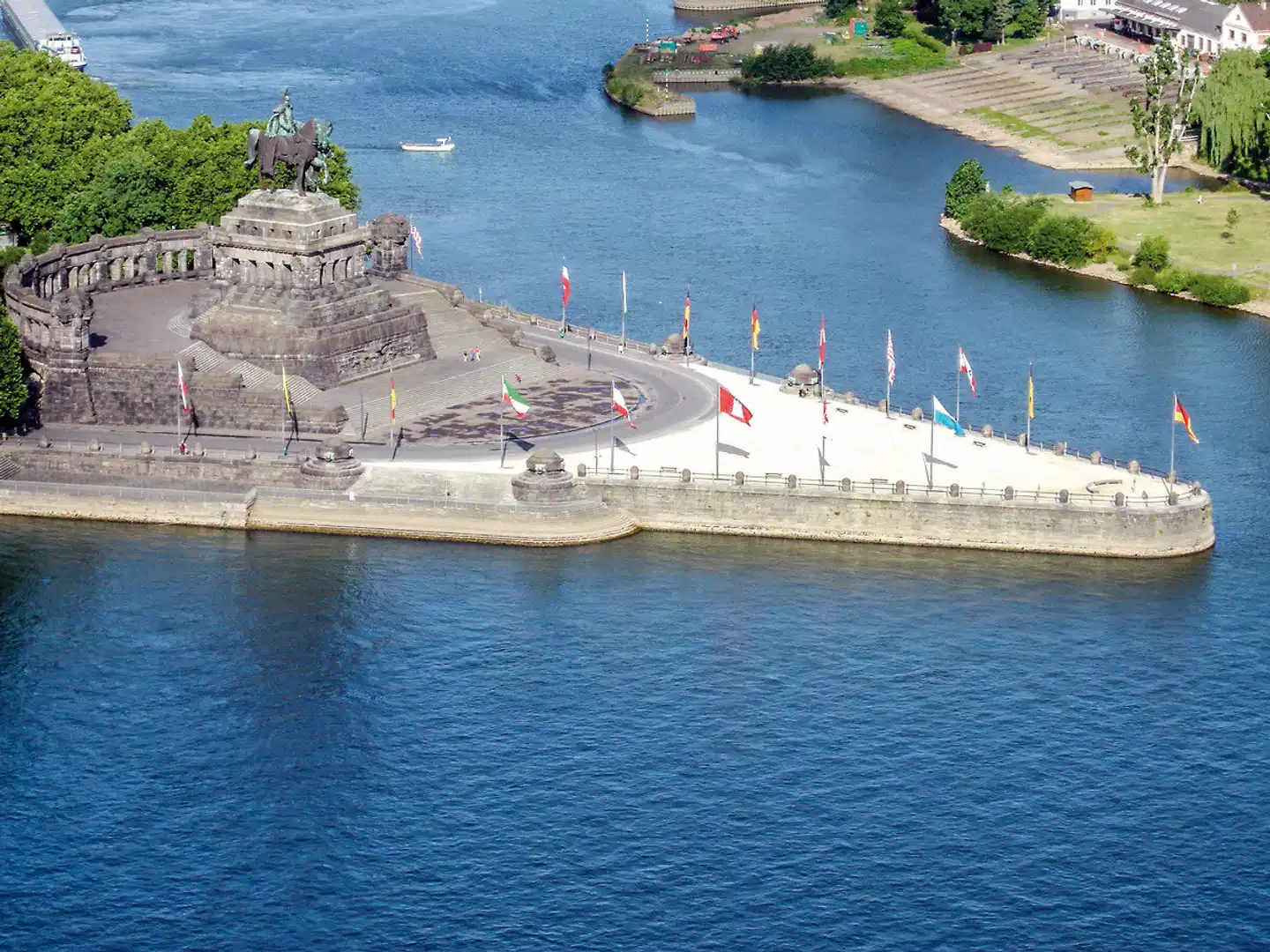 Mosel-Radweg - Der Klassiker Strand