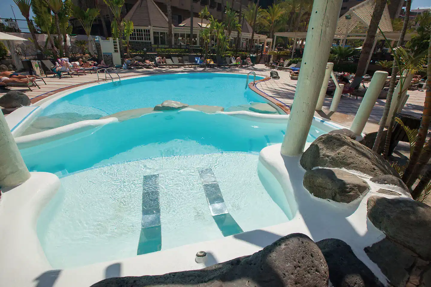 Abora Continental by Lopesan Hotels Pool