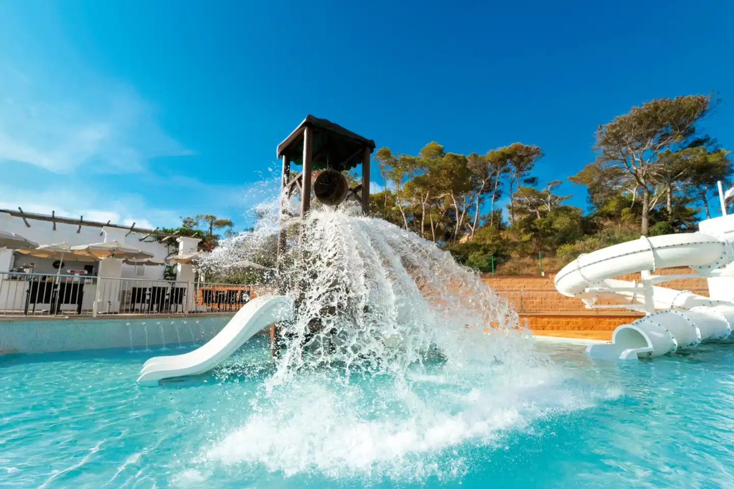 Calimera Fido Gardens Pool