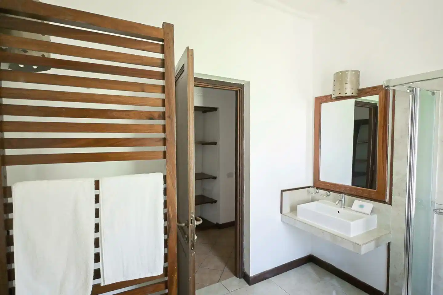 VOI Kiwengwa Resort Zanzibar Badezimmer