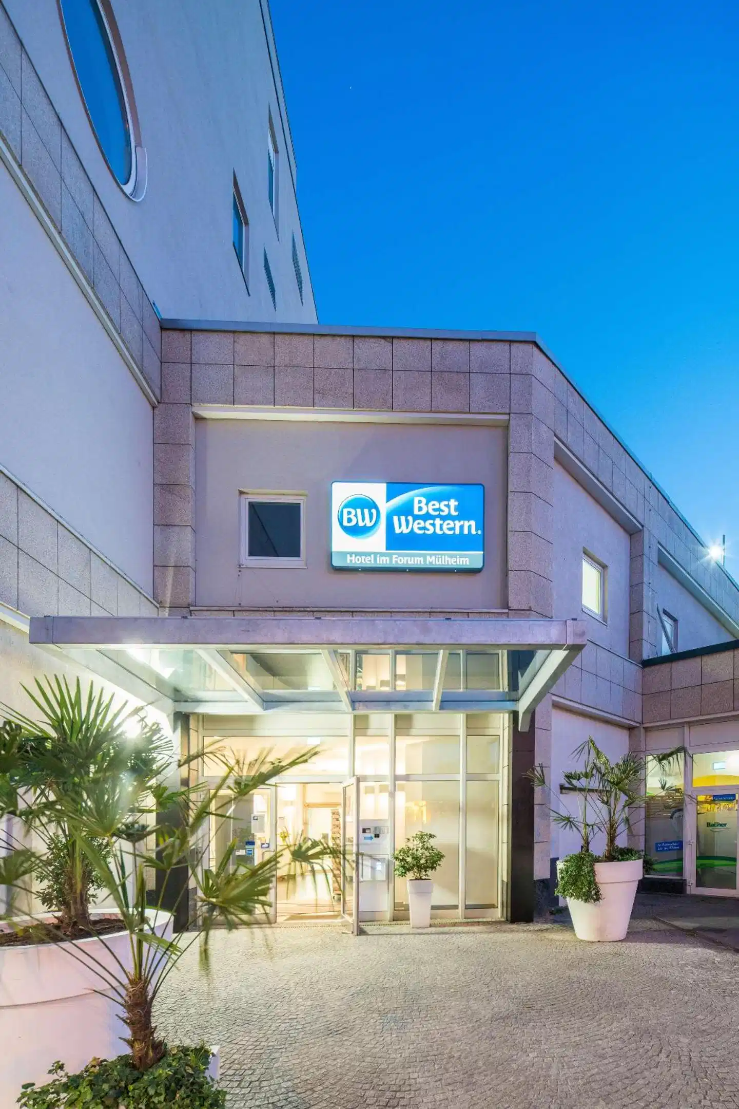 Best Western Hotel im Forum Mülheim Aussenansicht