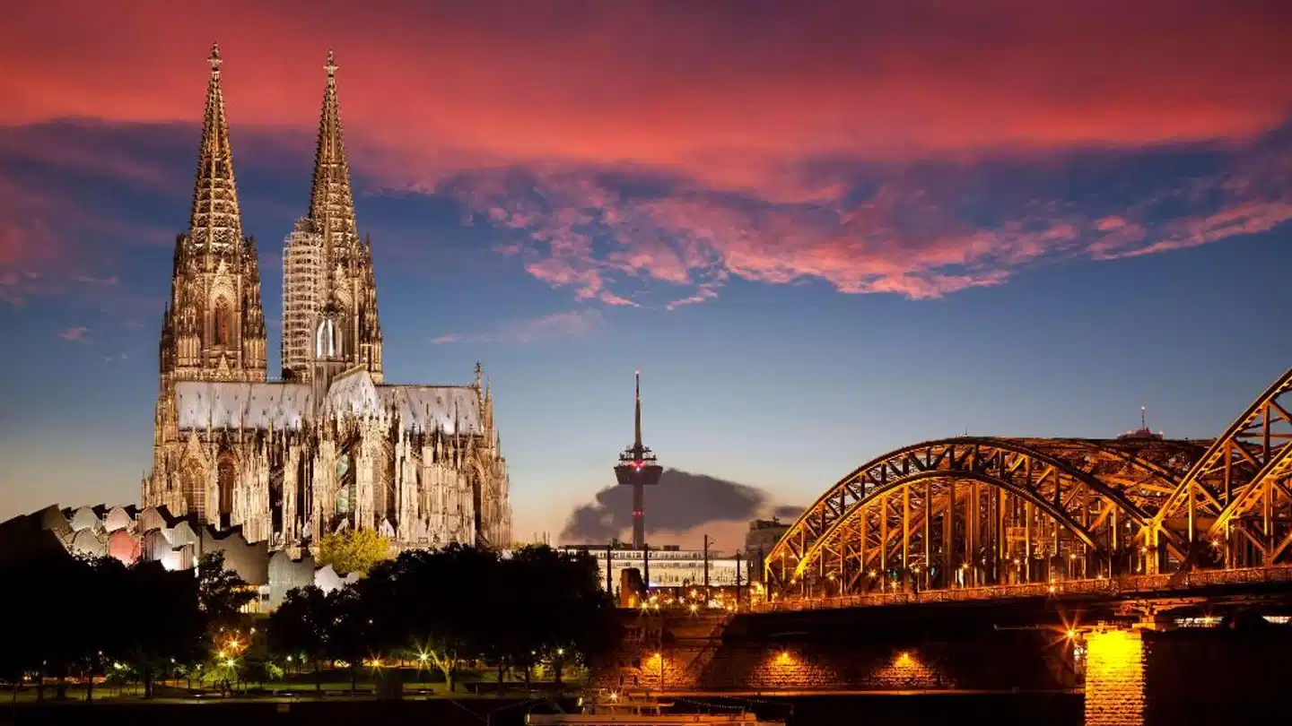 art'otel cologne Aussenansicht