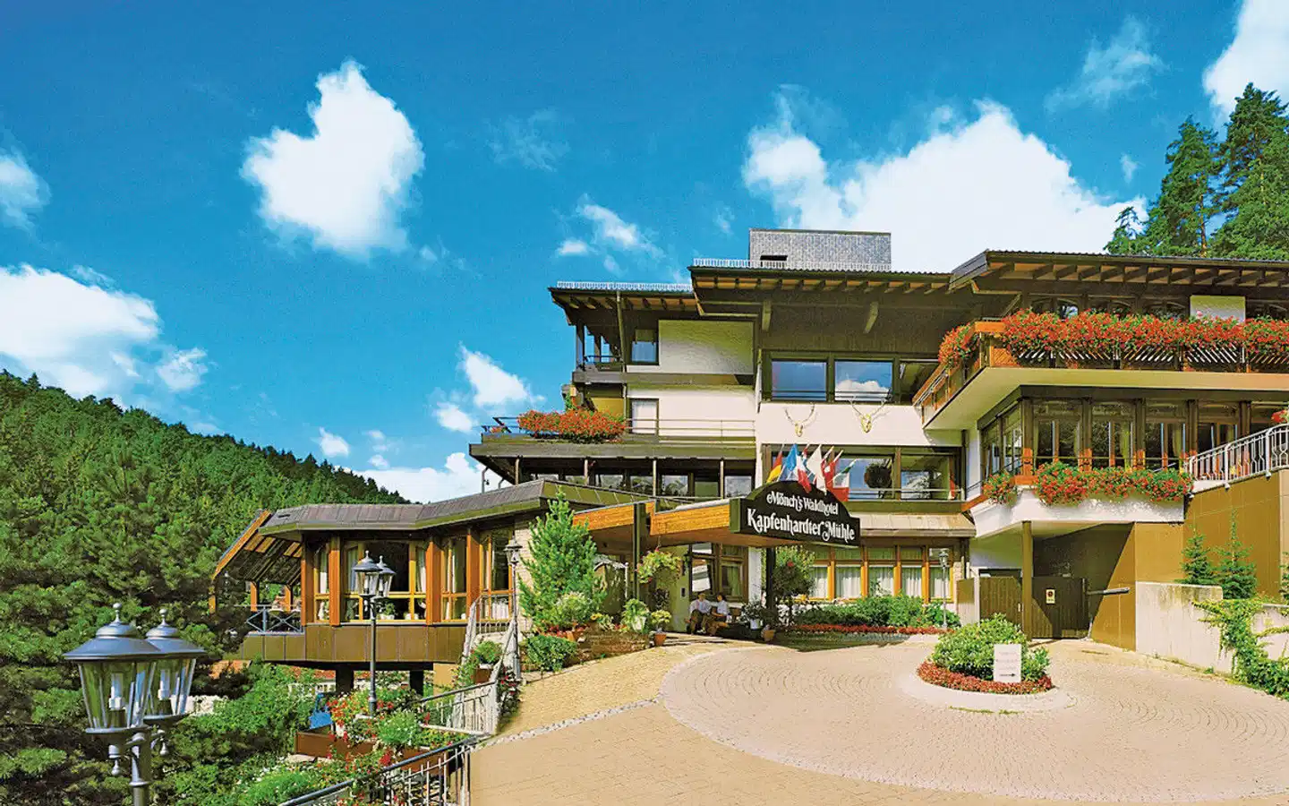 Ringhotel Mönchs Waldhotel Aussenansicht