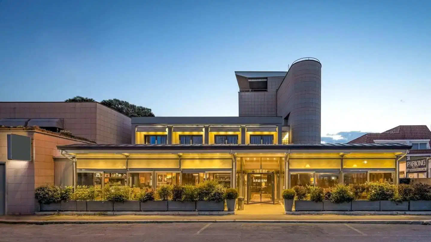 Rome Airport Hotel Fiumicino Aussenansicht