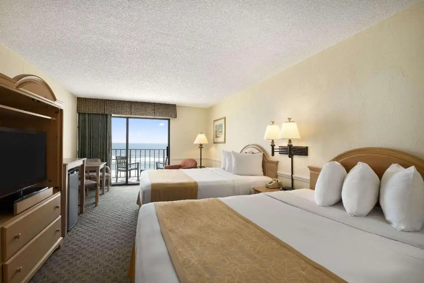 Days Inn by Wyndham Daytona Oceanfront Wohnbeispiel