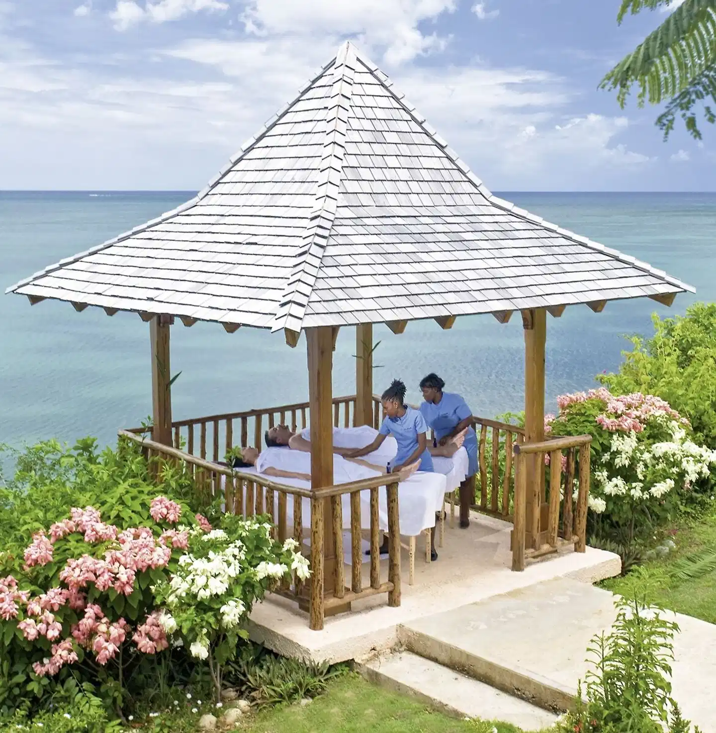 Calabash Cove Resort & Spa Garten