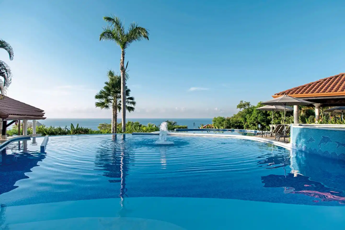 Parador Nature Resort & Spa Pool