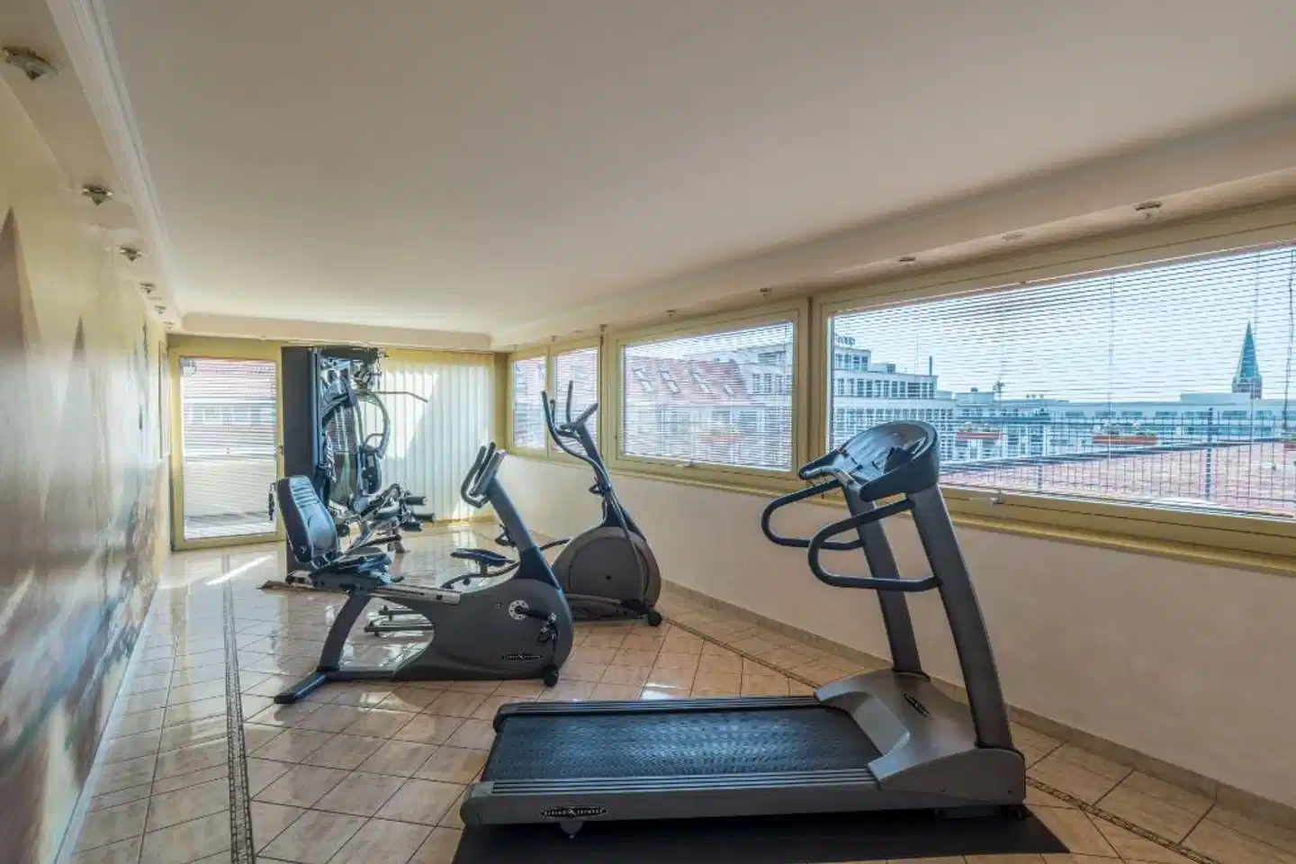 Hollywood Media Sport und Entertainment