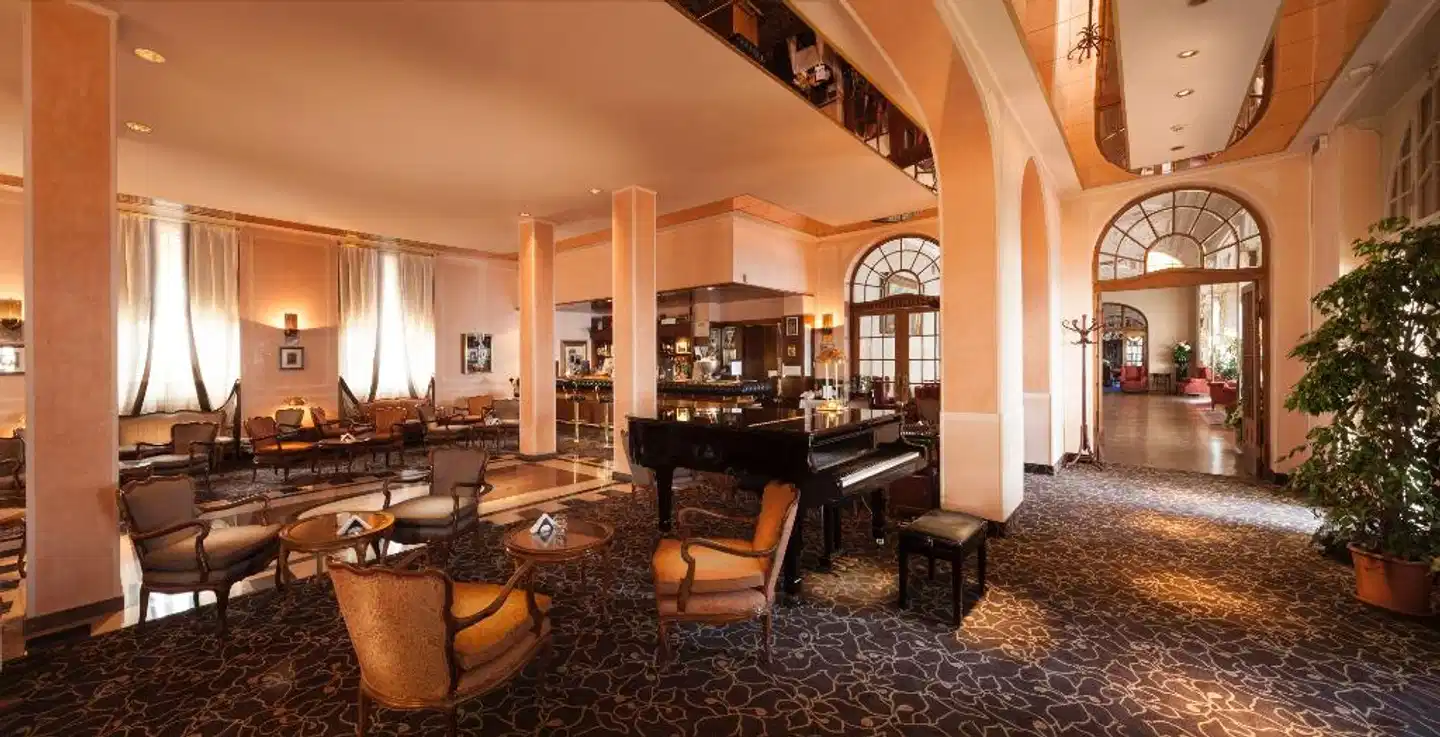 Grand Hotel Gardone Lobby