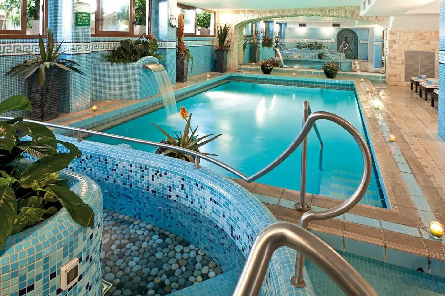 Le Querce Resort Sea Thermae & Spa Hallenbad