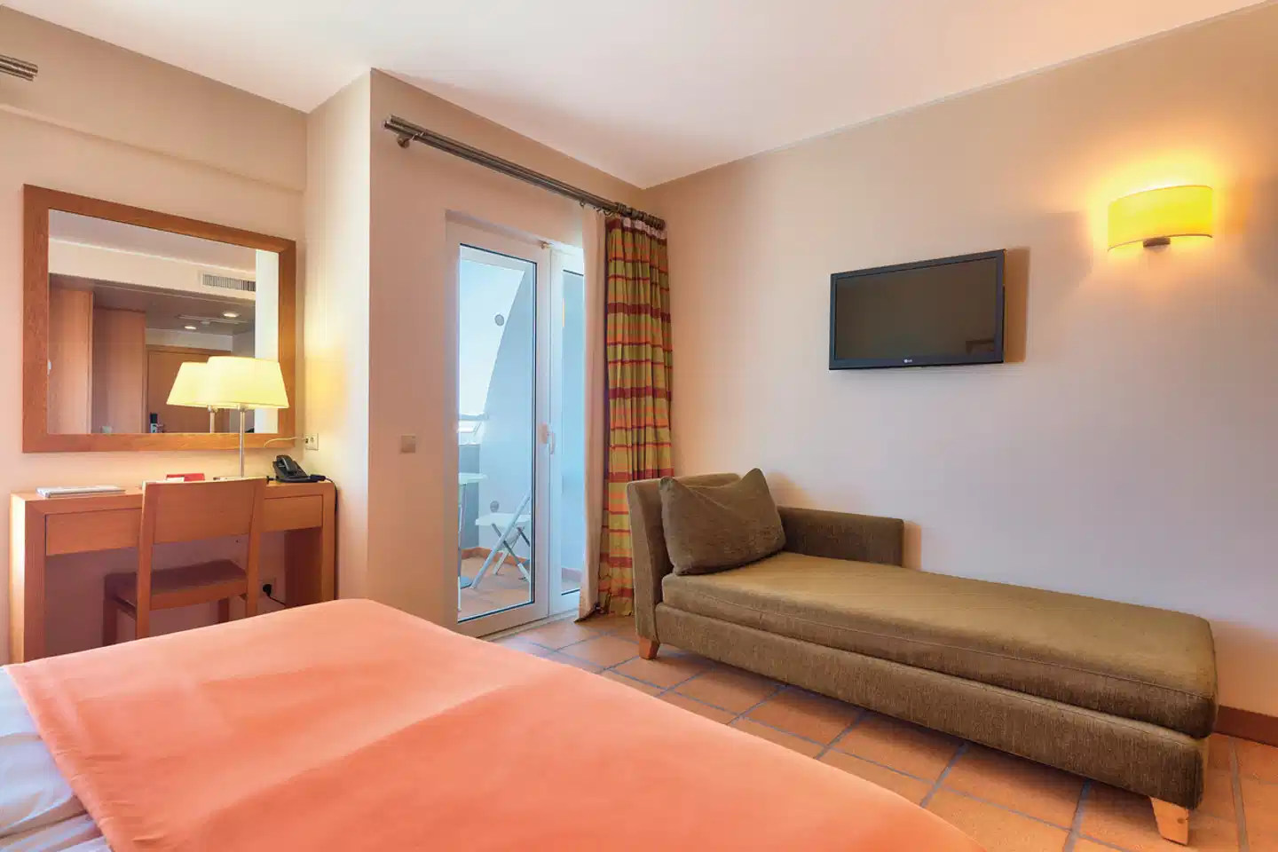 The Views Monumental Wohnbeispiel