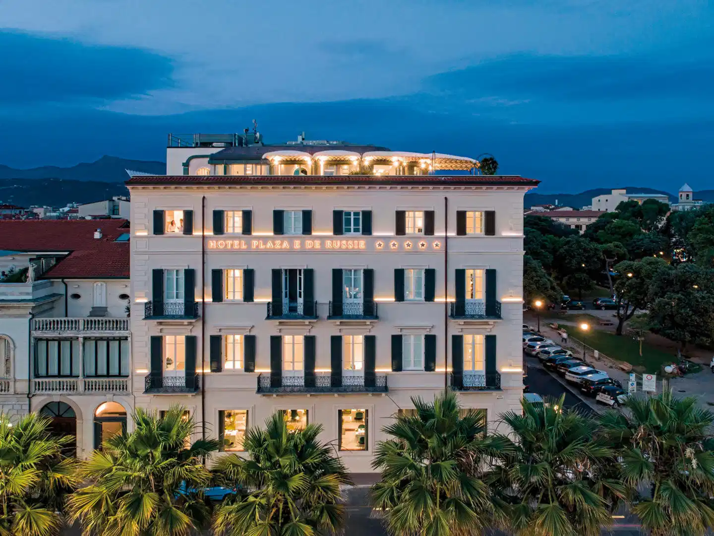 Plaza e De Russie Aussenansicht