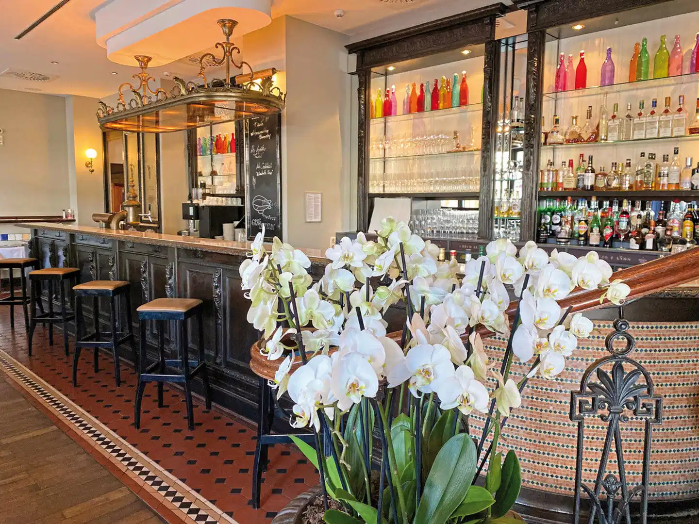 Steigenberger Graf Zeppelin Bar