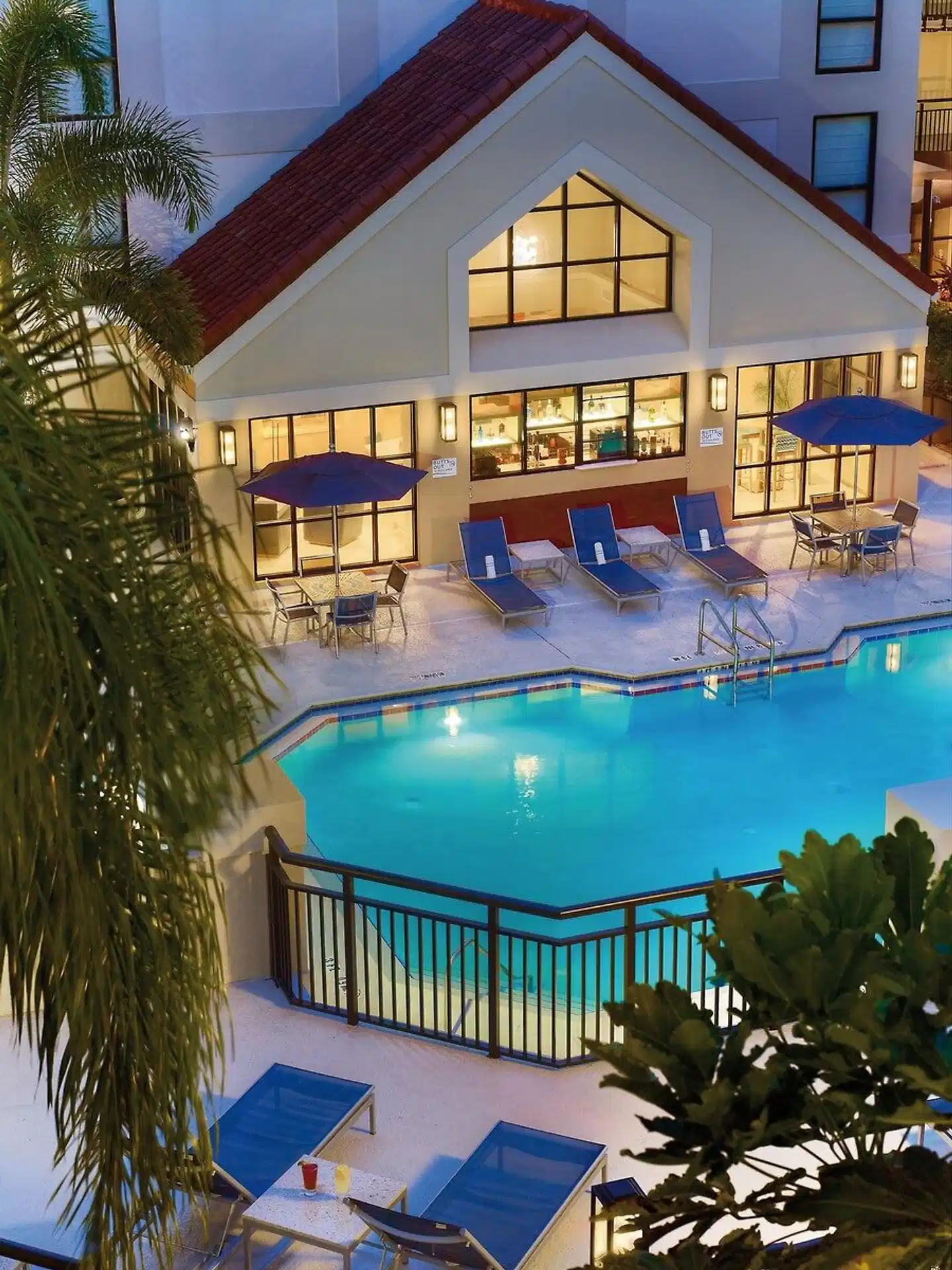 Sonesta ES Suites Orlando Hallenbad