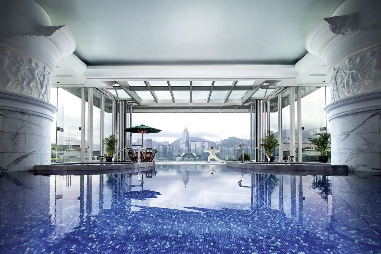 The Peninsula Hong Kong Hallenbad