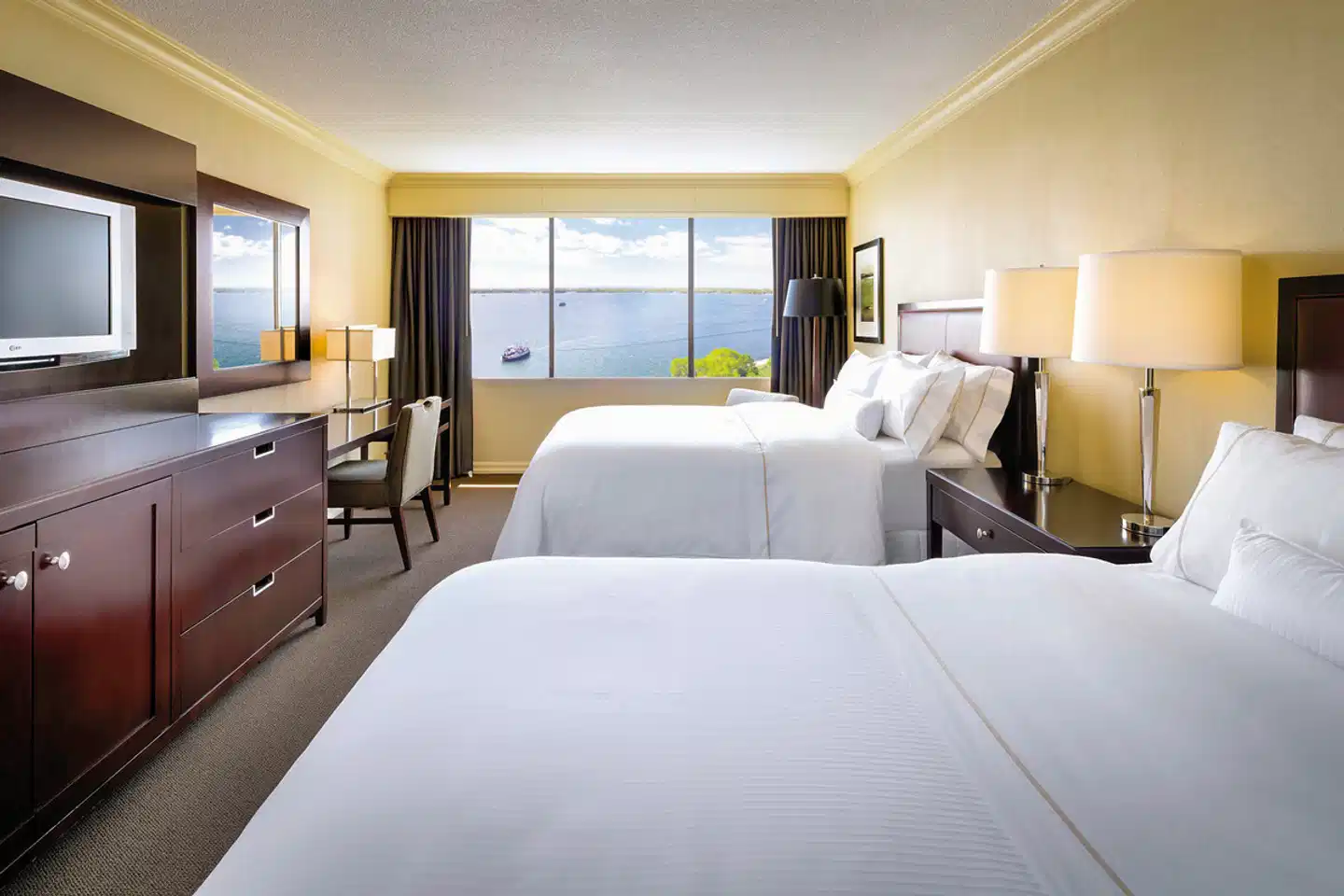 Westin Harbour Castle Hotel Wohnbeispiel