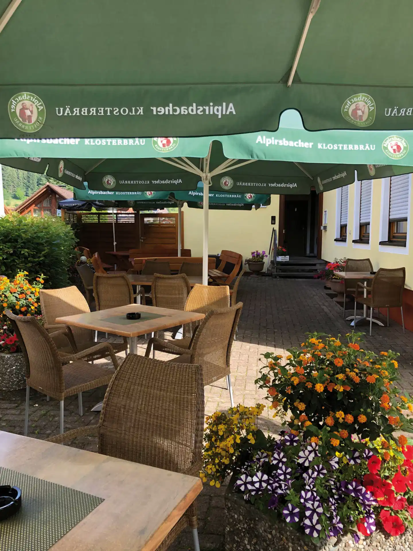 Hotel Zum Schützen Terrasse