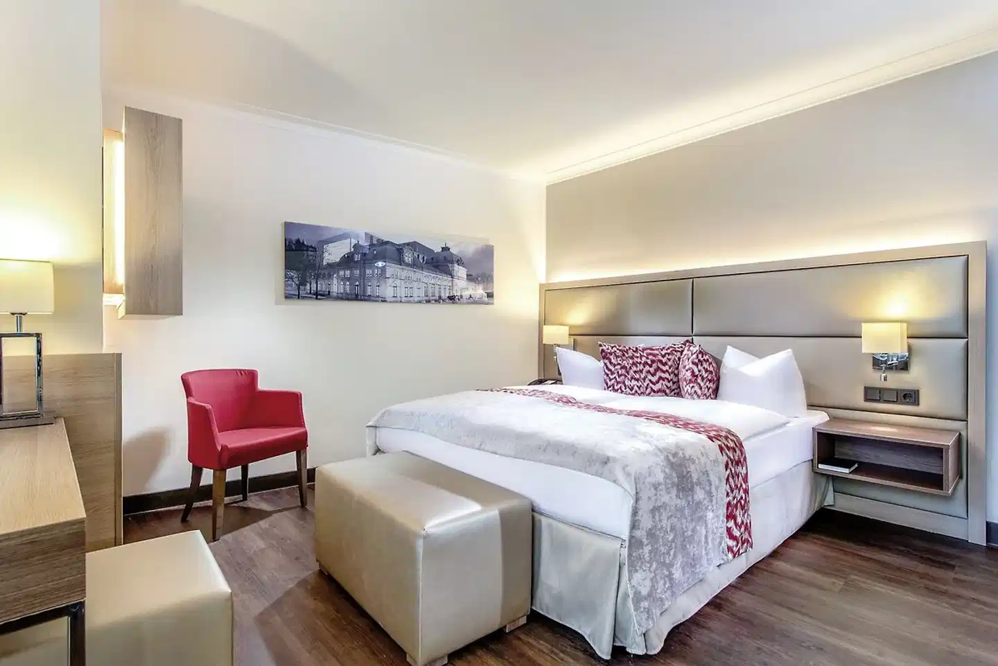 Precise Tale Badischer Hof Baden-Baden Wohnbeispiel