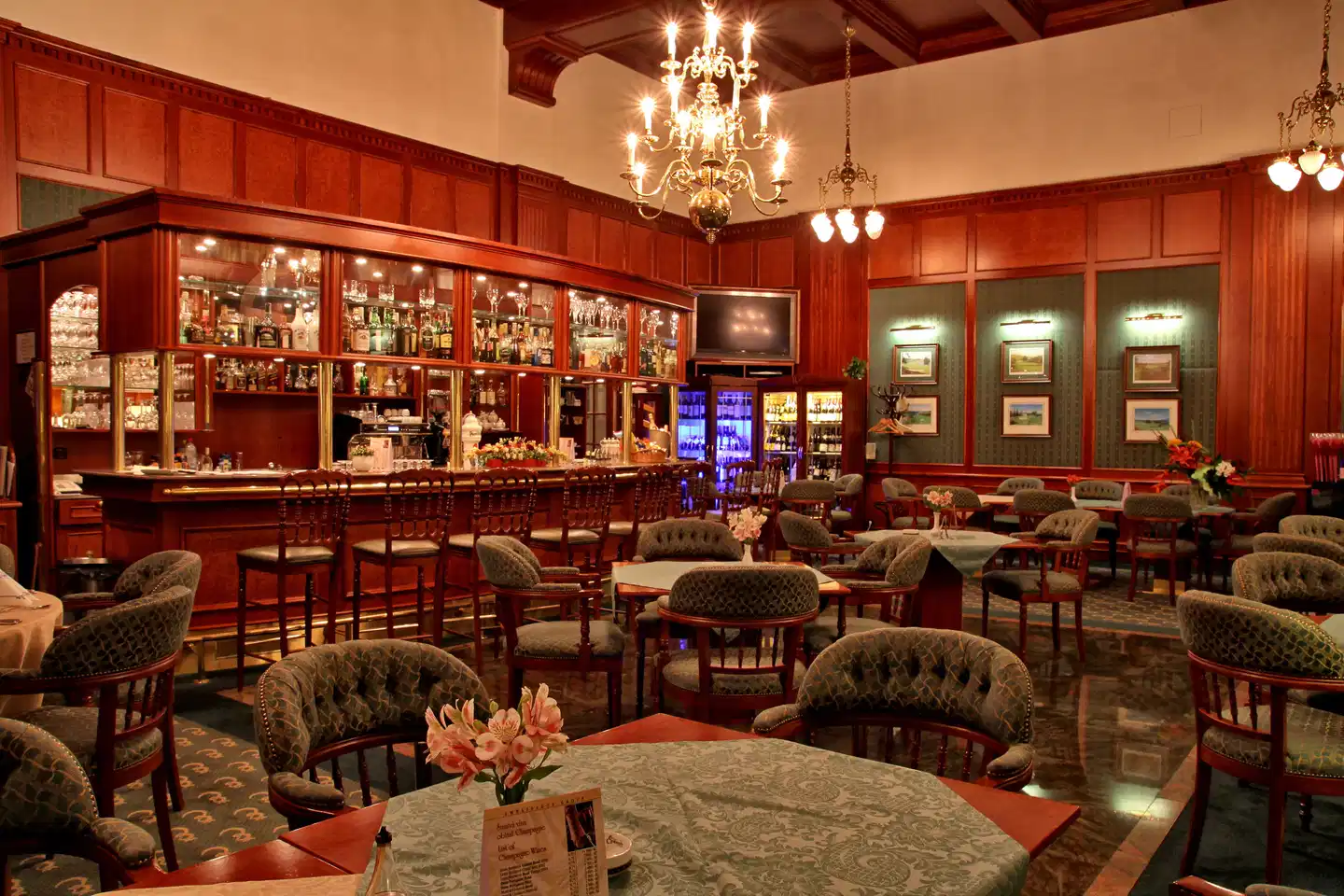 Esplanade Spa and Golf Resort Bar