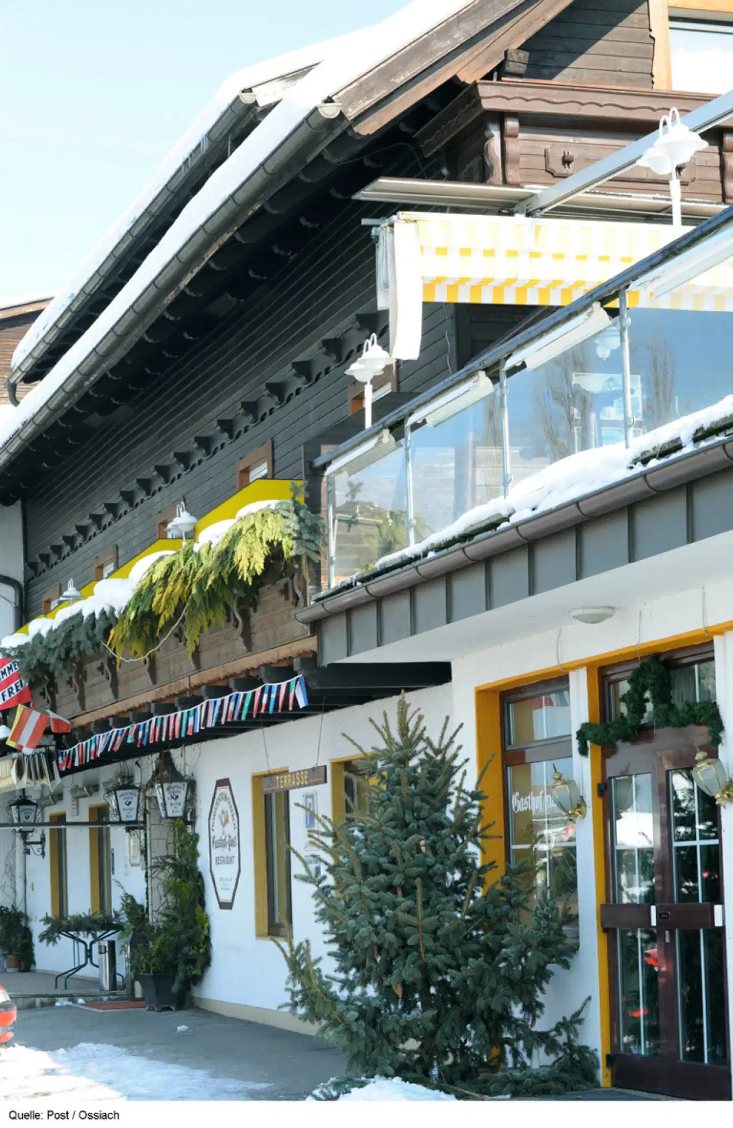 Zur Post Ossiach Aussenansicht