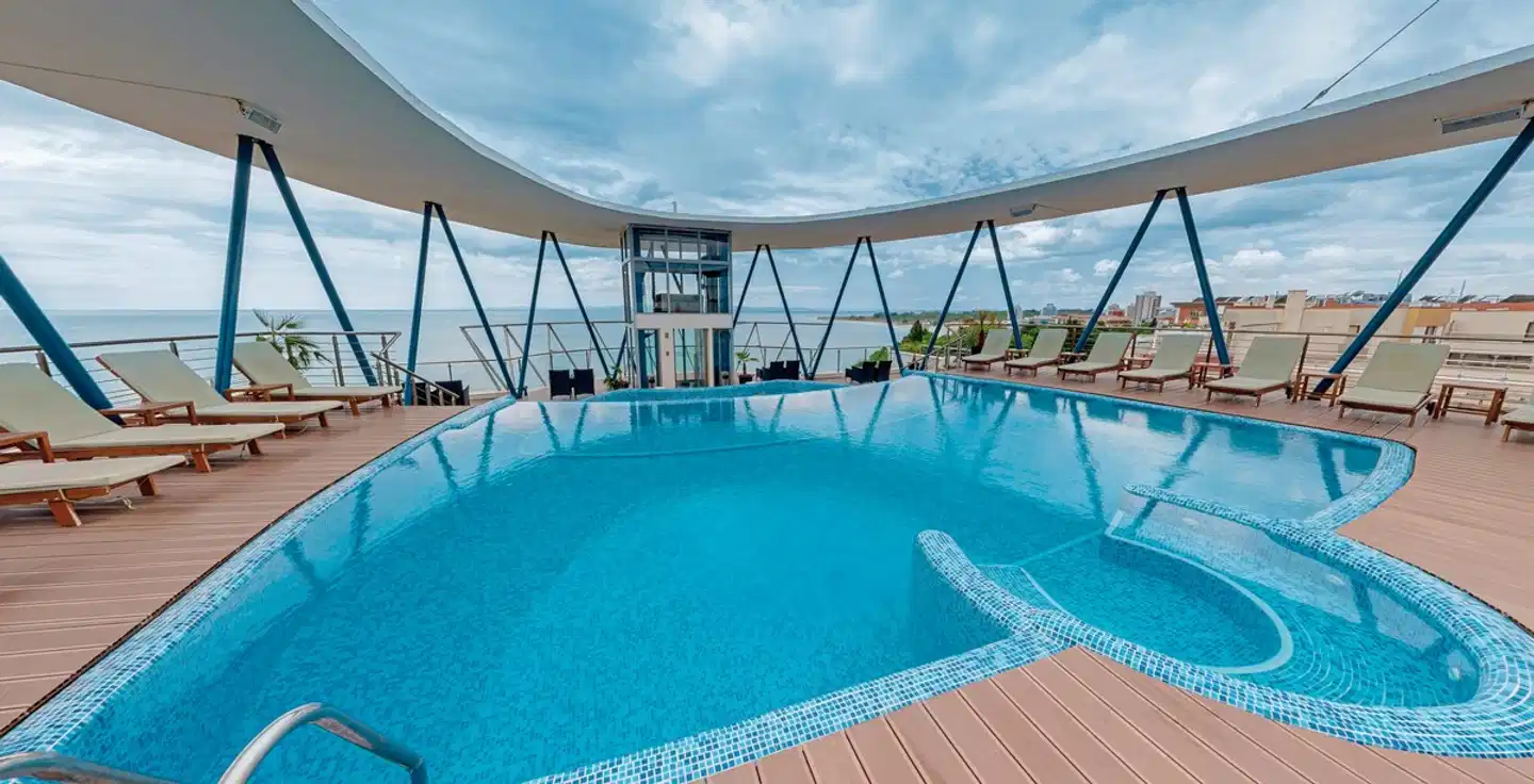 Sol Marina Palace Pool