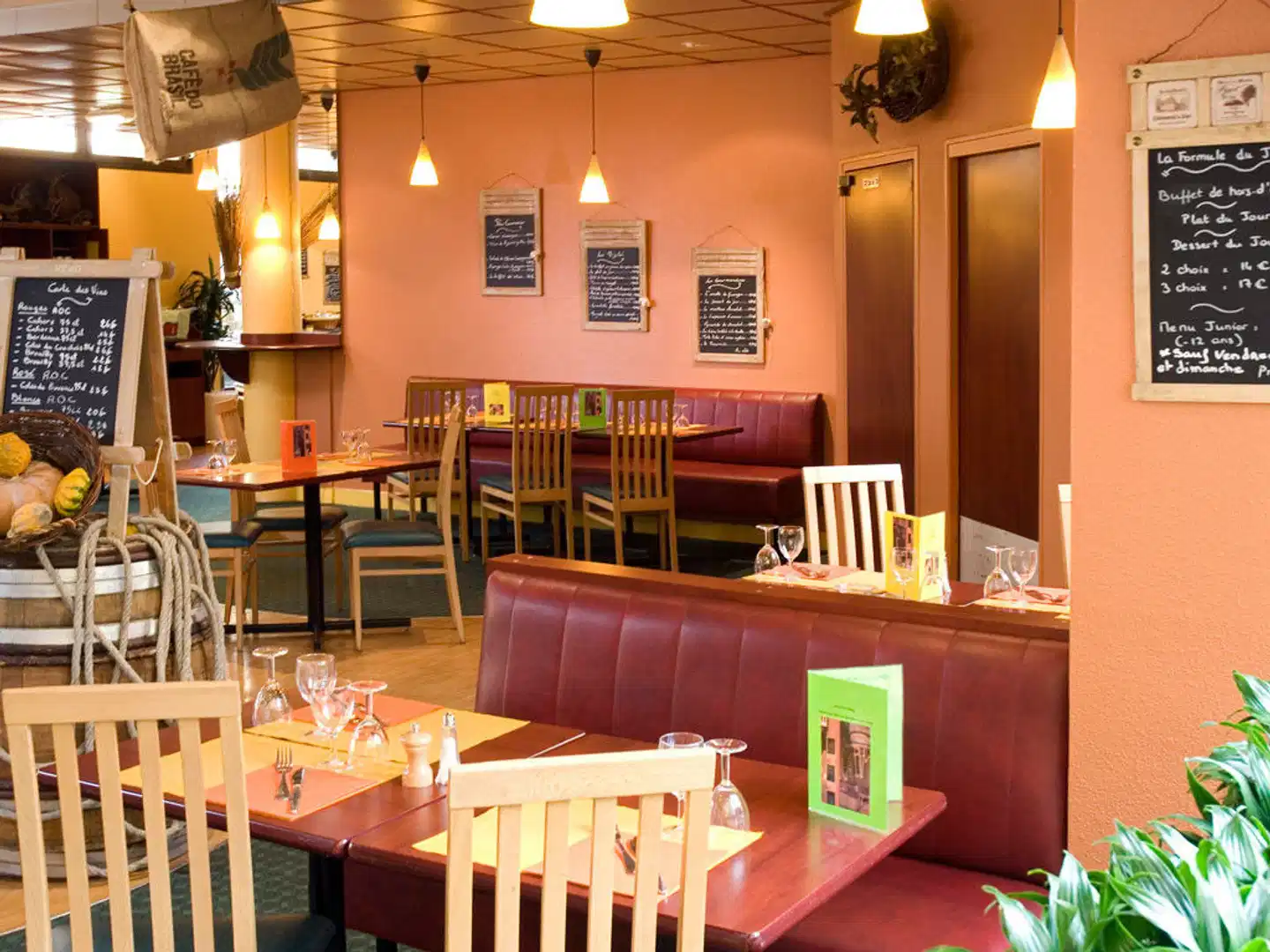 Ibis Paris Alesia Montparnasse Bar