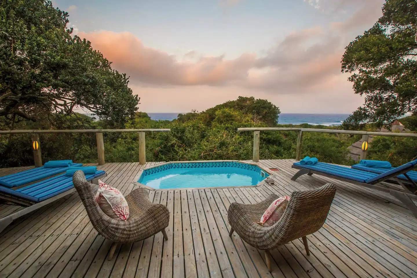Thonga Beach Lodge Pool